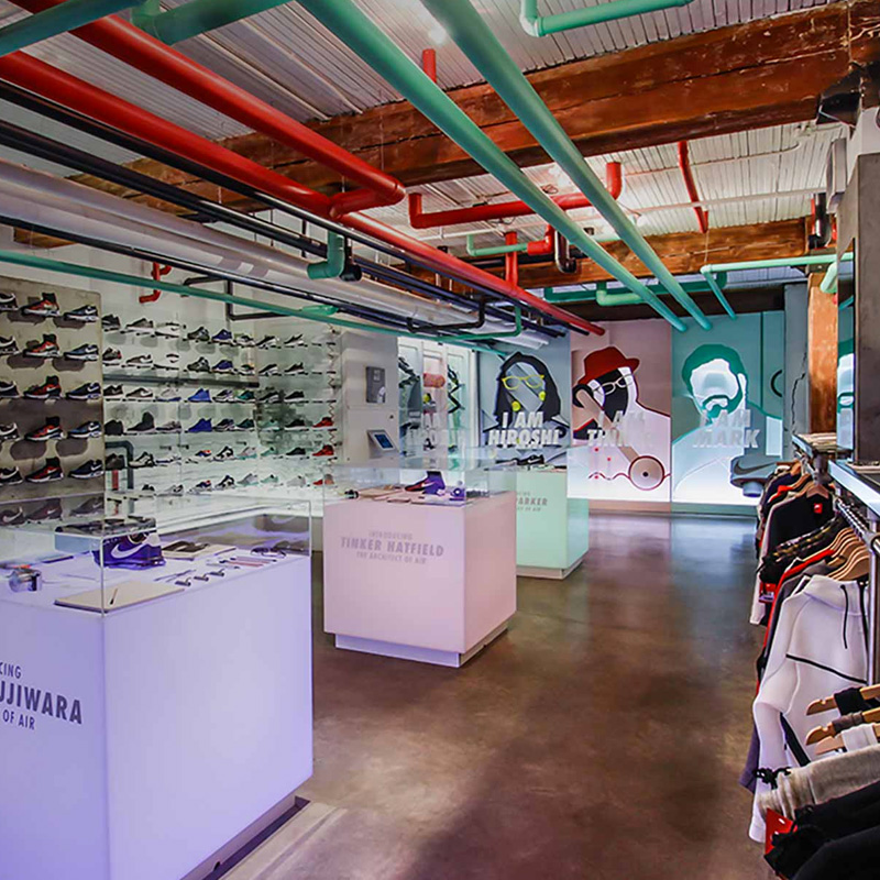 Merchandising Displays that Educate & Inspire for Nike BraHaus - Central Station